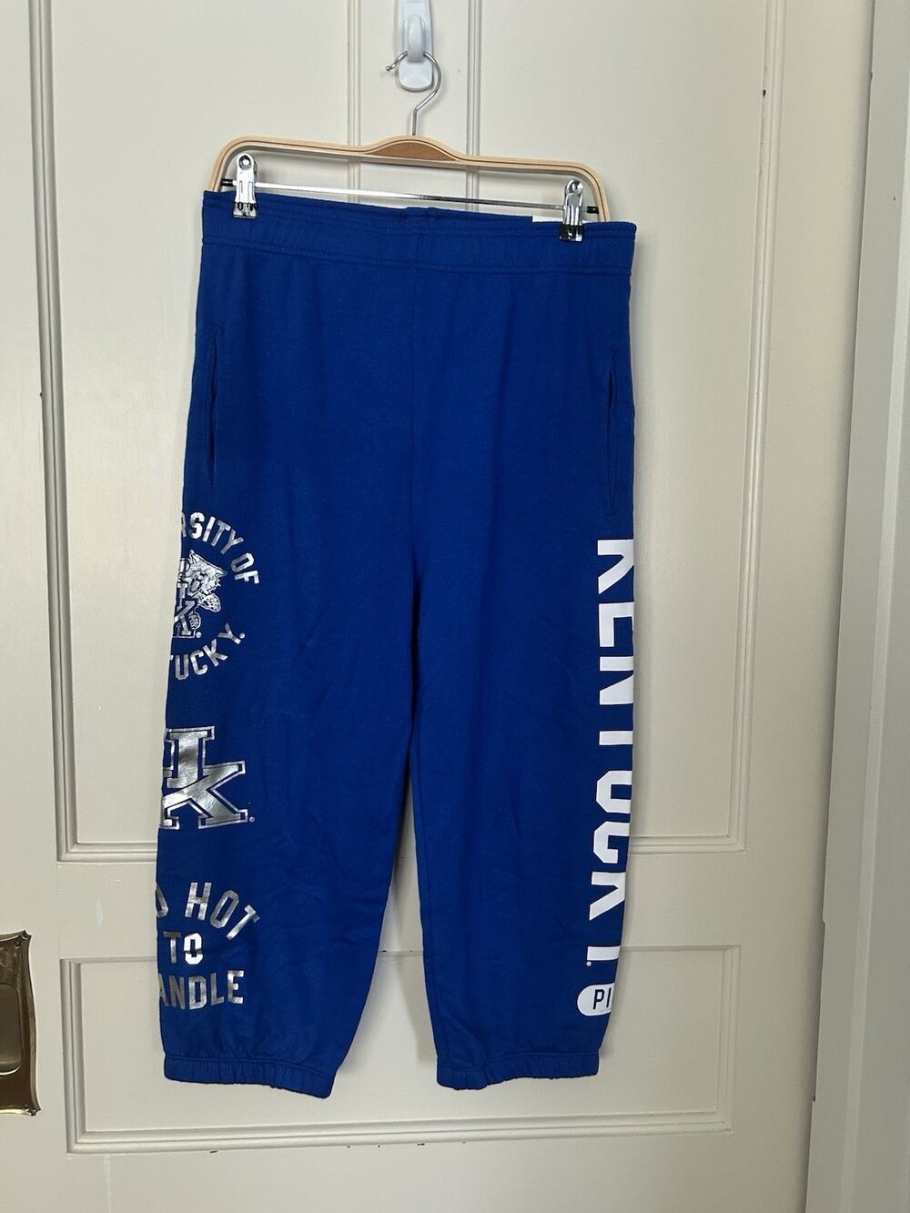 Victoria's Secret Pink Kentucky Wildcats Campus Crop Pants Womens Size Med. Blue